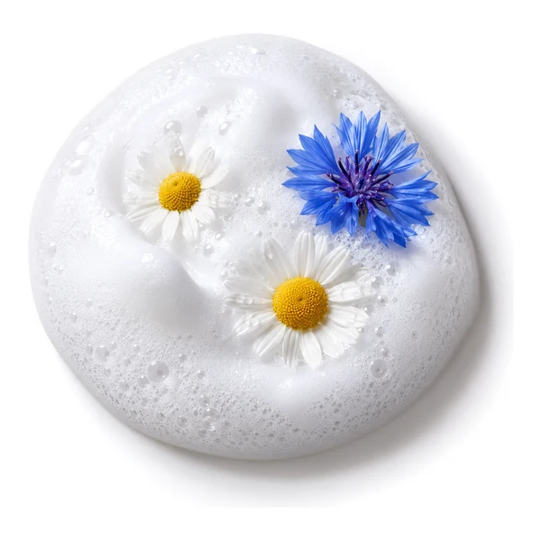 Mousse Desmaquilhante Facial — espuma branca com camomila e centáurea, identidade do produto